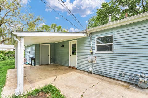 Tiny photo for 1313 Glendale Drive, Champaign, IL 61821 (MLS # 12651701)