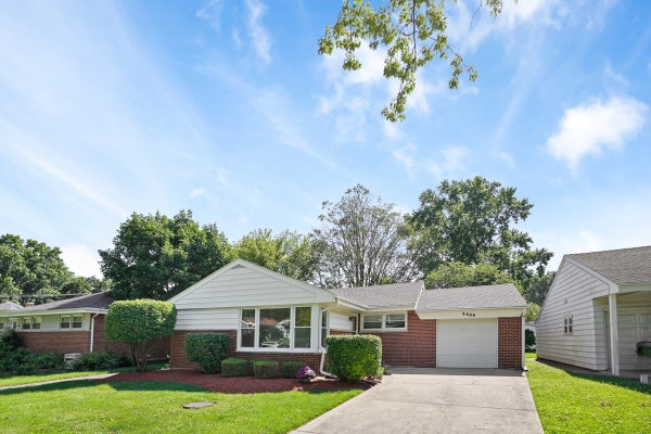1419 W SAINT JAMES PL, ARLINGTON HEIGHTS, IL 60005 - Image cc53c192d03c0ed64c2ff1dcf5b4cc1a/3850574177