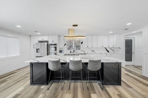 Tiny photo for 4 Waverly Court, Park Forest, IL 60466 (MLS # 12606640)