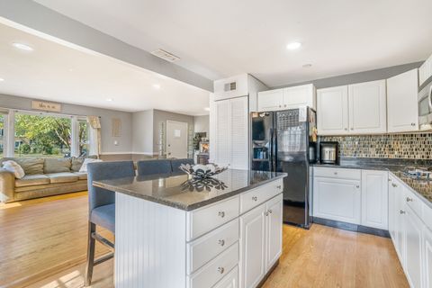 Tiny photo for 7657 Lawler Avenue, Burbank, IL 60459 (MLS # 12487214)