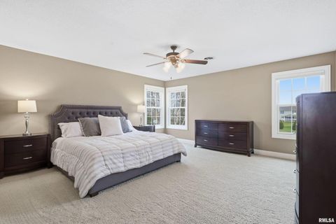 Tiny photo for 5726 New Castle Lane, Bettendorf, IA 52722 (MLS # QC4269849)