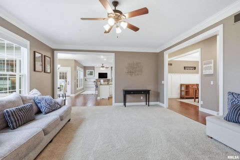 Tiny photo for 5726 New Castle Lane, Bettendorf, IA 52722 (MLS # QC4269849)