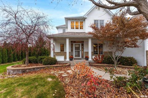 Tiny photo for 5726 New Castle Lane, Bettendorf, IA 52722 (MLS # QC4269849)