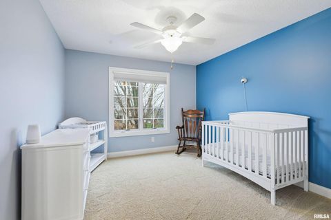 Tiny photo for 5726 New Castle Lane, Bettendorf, IA 52722 (MLS # QC4269849)