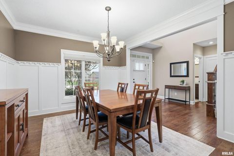 Tiny photo for 5726 New Castle Lane, Bettendorf, IA 52722 (MLS # QC4269849)