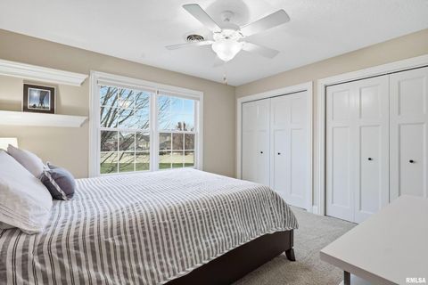 Tiny photo for 5726 New Castle Lane, Bettendorf, IA 52722 (MLS # QC4269849)