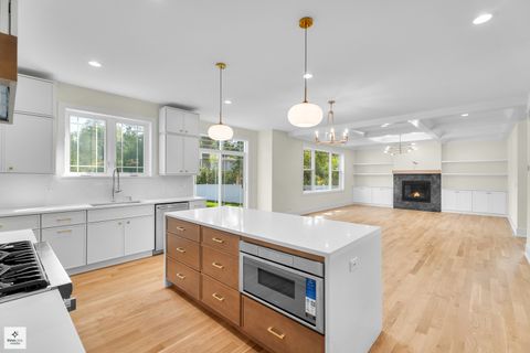 Tiny photo for 705 Glendale Road, Glenview, IL 60025 (MLS # 12520412)