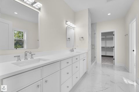 Tiny photo for 705 Glendale Road, Glenview, IL 60025 (MLS # 12520412)