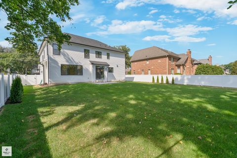 Tiny photo for 705 Glendale Road, Glenview, IL 60025 (MLS # 12520412)