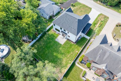 Tiny photo for 705 Glendale Road, Glenview, IL 60025 (MLS # 12520412)