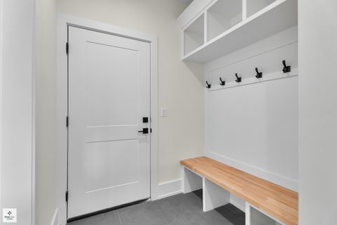 Tiny photo for 705 Glendale Road, Glenview, IL 60025 (MLS # 12520412)