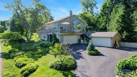 Photo of Barrington, IL 60010 (MLS # 12542929)