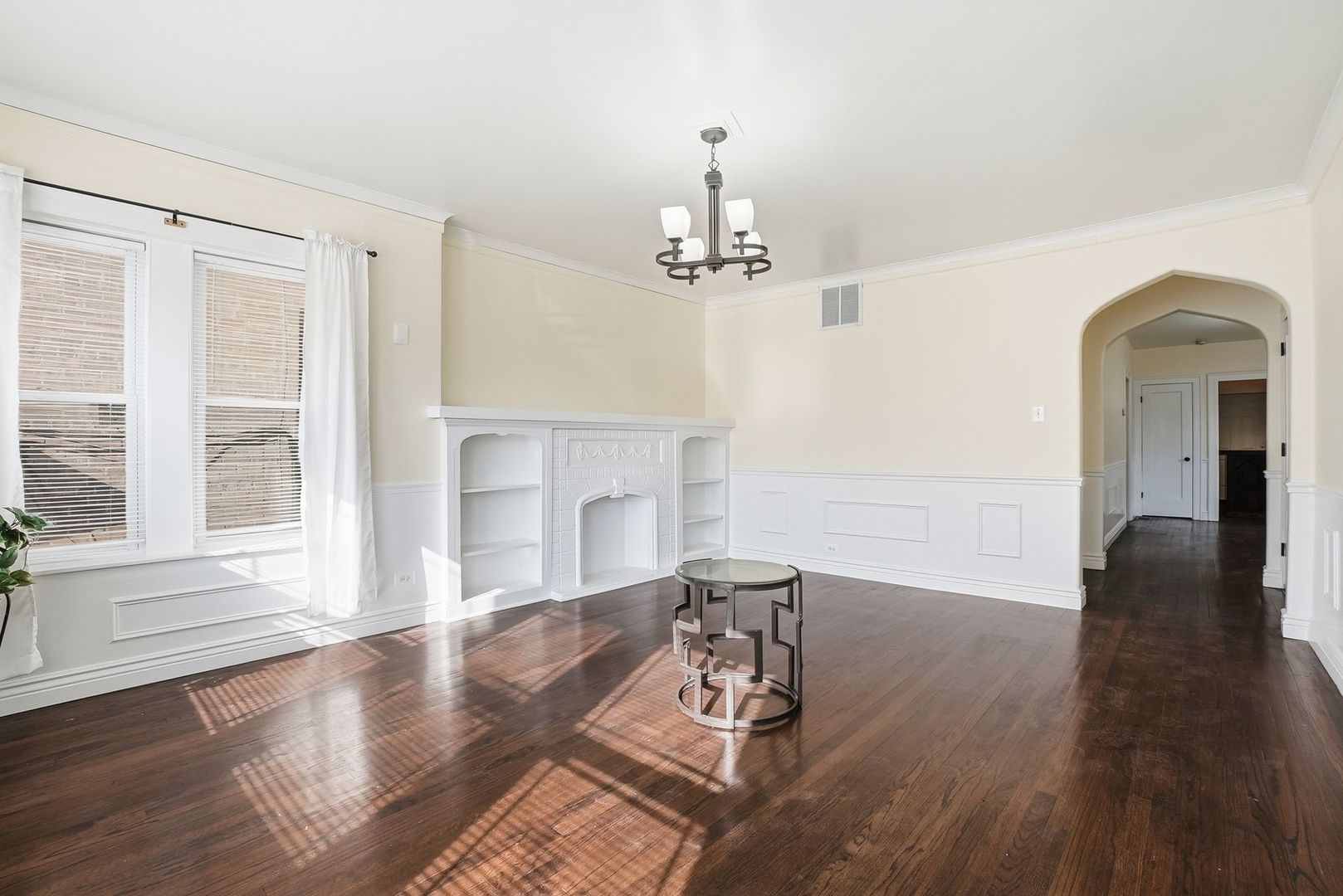 6225 S Seeley Avenue