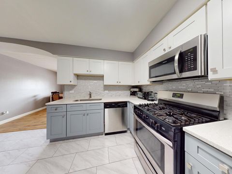 Tiny photo for 670 Marilyn Avenue #203, Glendale Heights, IL 60139 (MLS # 12539141)