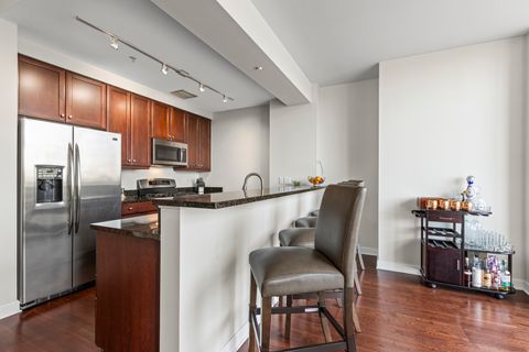 Tiny photo for 1201 S Prairie Avenue #403, Chicago, IL 60605 (MLS # 12452453)