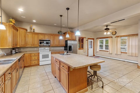 Tiny photo for 108 W Jones Street, Milford, IL 60953 (MLS # 12699613)