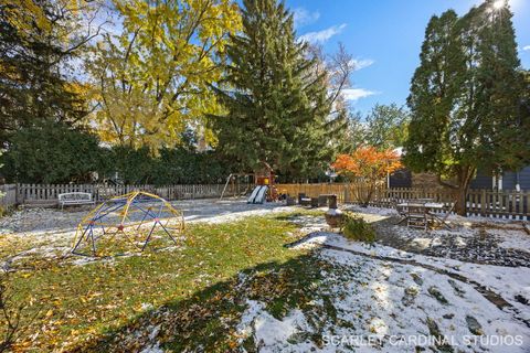 Tiny photo for 153 N Park Boulevard, Glen Ellyn, IL 60137 (MLS # 12511678)