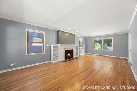 Tiny photo for 153 N Park Boulevard, Glen Ellyn, IL 60137 (MLS # 12511678)