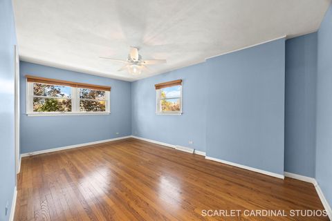 Tiny photo for 153 N Park Boulevard, Glen Ellyn, IL 60137 (MLS # 12511678)