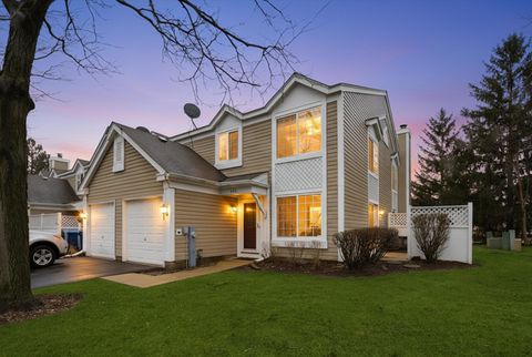 Tiny photo for 402 Trenton Court, Aurora, IL 60504 (MLS # 12588564)