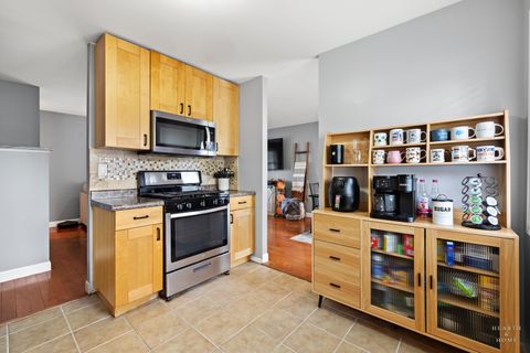 Tiny photo for 36712 N Traer Terrace, Gurnee, IL 60031 (MLS # 12481220)