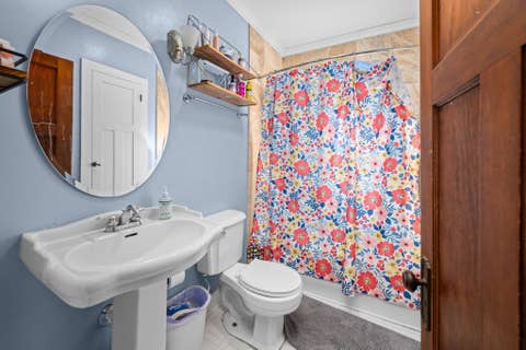 Tiny photo for 332 Forest Road, Davenport, IA 52803 (MLS # 12718036)