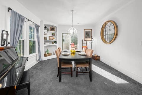 Tiny photo for 332 Forest Road, Davenport, IA 52803 (MLS # 12718036)