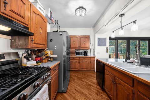 Tiny photo for 332 Forest Road, Davenport, IA 52803 (MLS # 12718036)