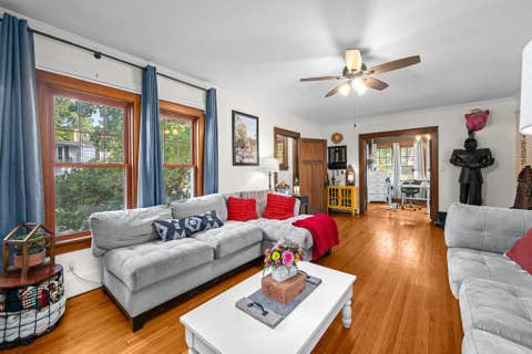 Tiny photo for 332 Forest Road, Davenport, IA 52803 (MLS # 12718036)