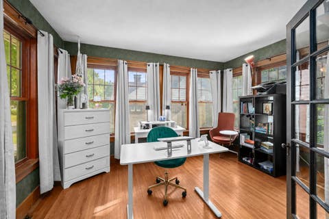 Tiny photo for 332 Forest Road, Davenport, IA 52803 (MLS # 12718036)