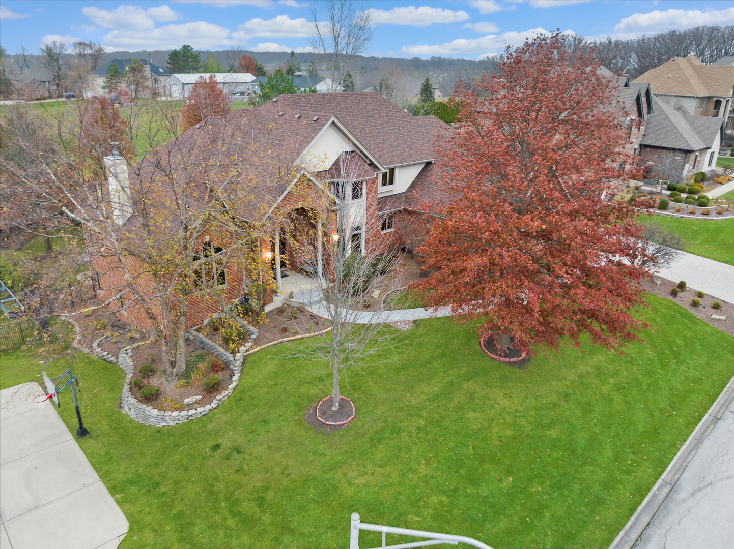 10924 Royal Oaks Lane