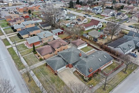 A home in Oak Lawn