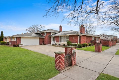 A home in Oak Lawn