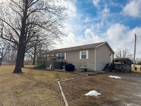 Tiny photo for 320 N Old Marion Road, Goreville, IL 62939 (MLS # 12558203)