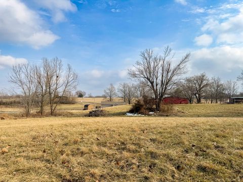 Tiny photo for 320 N Old Marion Road, Goreville, IL 62939 (MLS # 12558203)