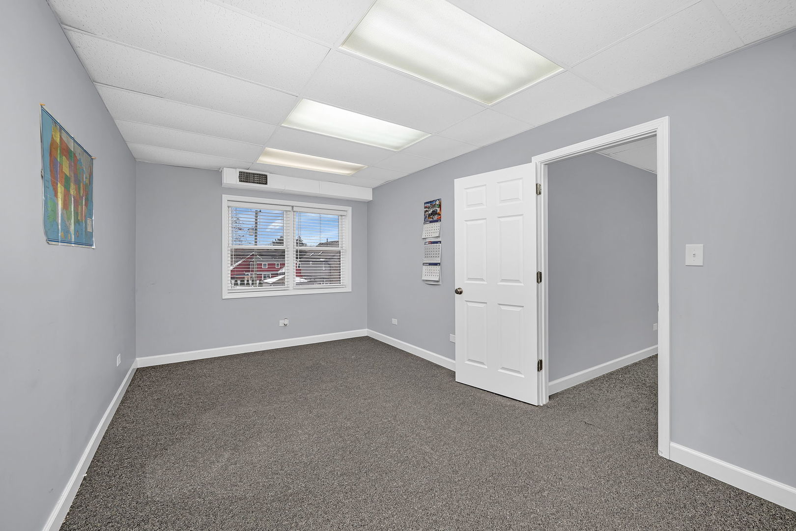 3S340 Rockwell Street N 201