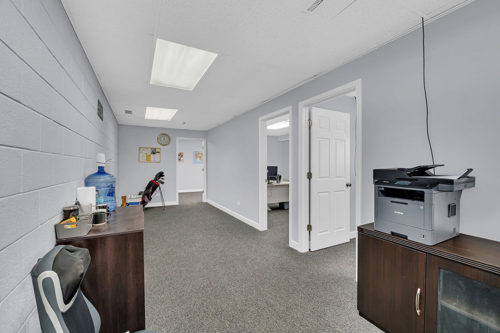 3S340 Rockwell Street N 201