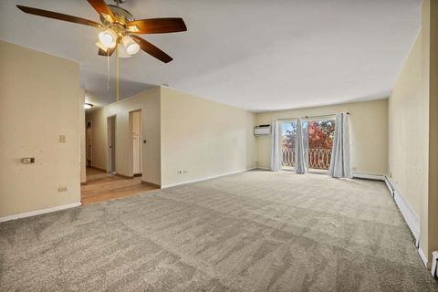 Tiny photo for 1311 S Finley Road #416, Lombard, IL 60148 (MLS # 12490217)