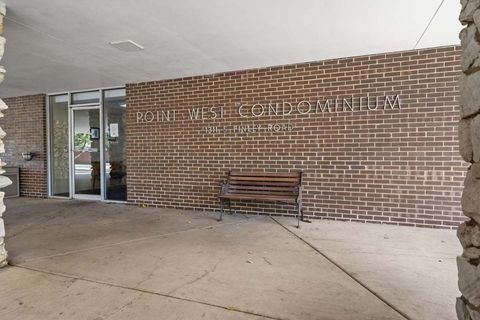 Tiny photo for 1311 S Finley Road #416, Lombard, IL 60148 (MLS # 12490217)