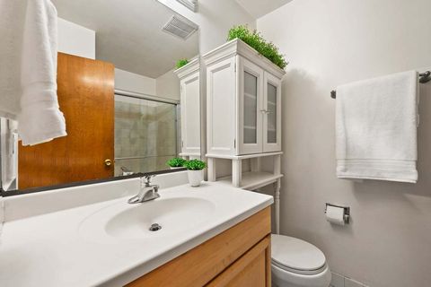 Tiny photo for 1311 S Finley Road #416, Lombard, IL 60148 (MLS # 12490217)