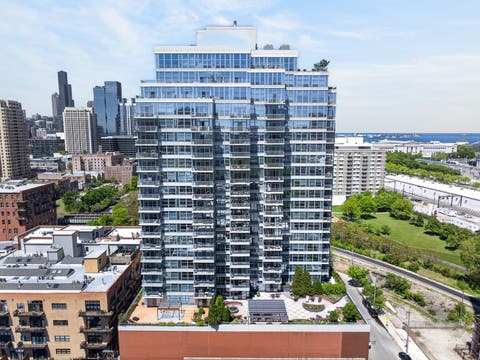 Photo of 1600 S Prairie Avenue #1901, Chicago, IL 60616 (MLS # 12733300)