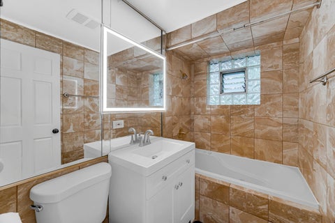 Tiny photo for 5700 W Montrose Avenue #3D, Chicago, IL 60634 (MLS # 12739185)