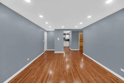 Tiny photo for 5700 W Montrose Avenue #3D, Chicago, IL 60634 (MLS # 12739185)