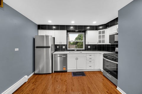 Tiny photo for 5700 W Montrose Avenue #3D, Chicago, IL 60634 (MLS # 12739185)