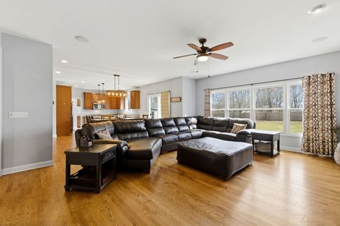 Tiny photo for 3S241 Williams Road, Warrenville, IL 60555 (MLS # 12598671)