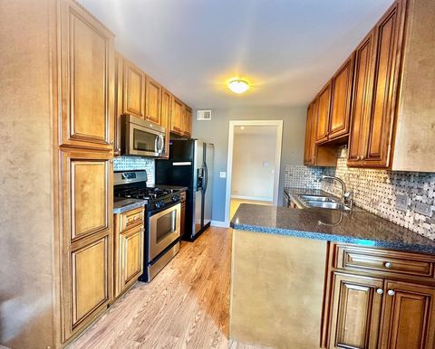 Tiny photo for 575 Greystone Lane #A2, Wheeling, IL 60090 (MLS # 12575570)