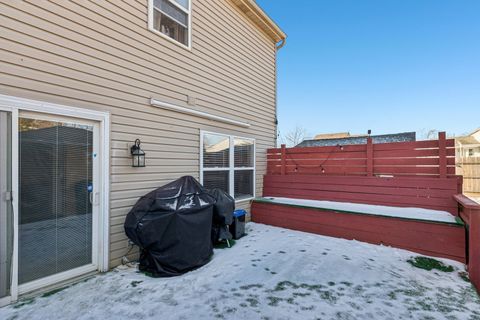 Tiny photo for 148 W Lindsay Drive, Round Lake Beach, IL 60073 (MLS # 12538110)