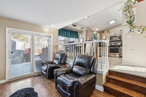 Tiny photo for 148 W Lindsay Drive, Round Lake Beach, IL 60073 (MLS # 12538110)