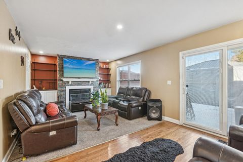 Tiny photo for 148 W Lindsay Drive, Round Lake Beach, IL 60073 (MLS # 12538110)