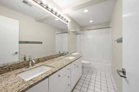 Tiny photo for 701 W Jackson Boulevard #102, Chicago, IL 60661 (MLS # 12608522)